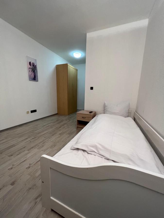 Hotel Zum Ruecking นอร์ทไฮม์ ภายนอก รูปภาพ